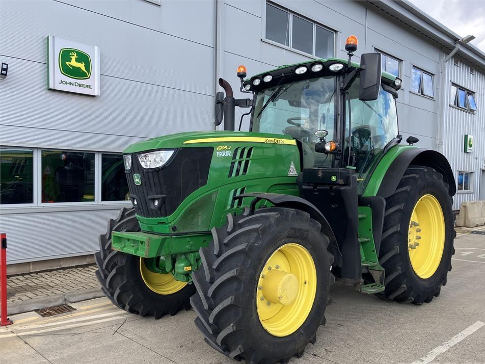 Tractor - John Deere 6195R
