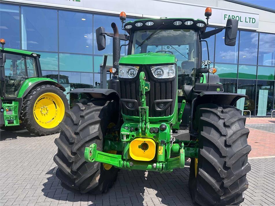 Tractor - John Deere 6195R