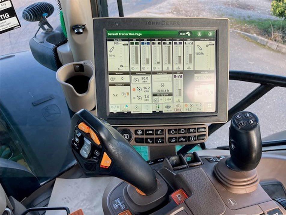 Tractor - John Deere 6250R
