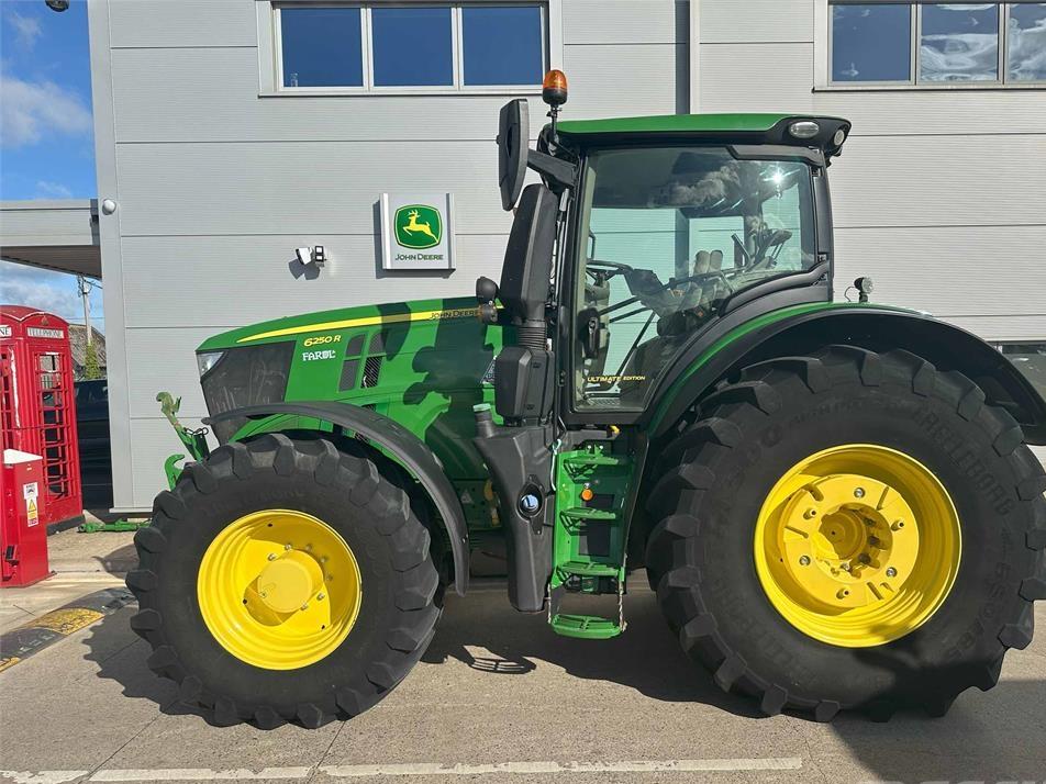 Tractor - John Deere 6250R