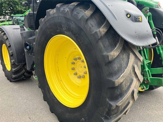 Tractor - John Deere 6250R