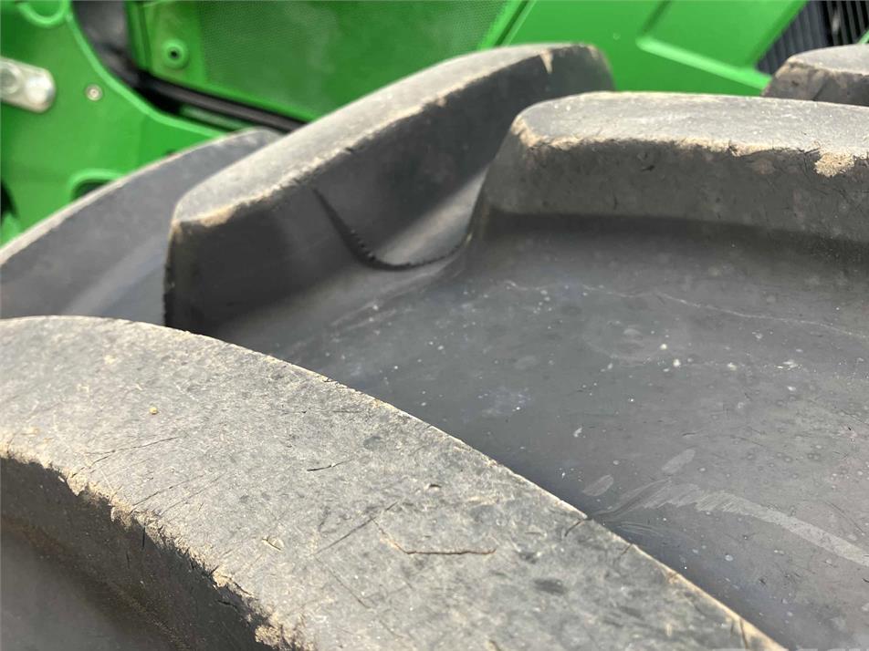 Tractor - John Deere 6R 130