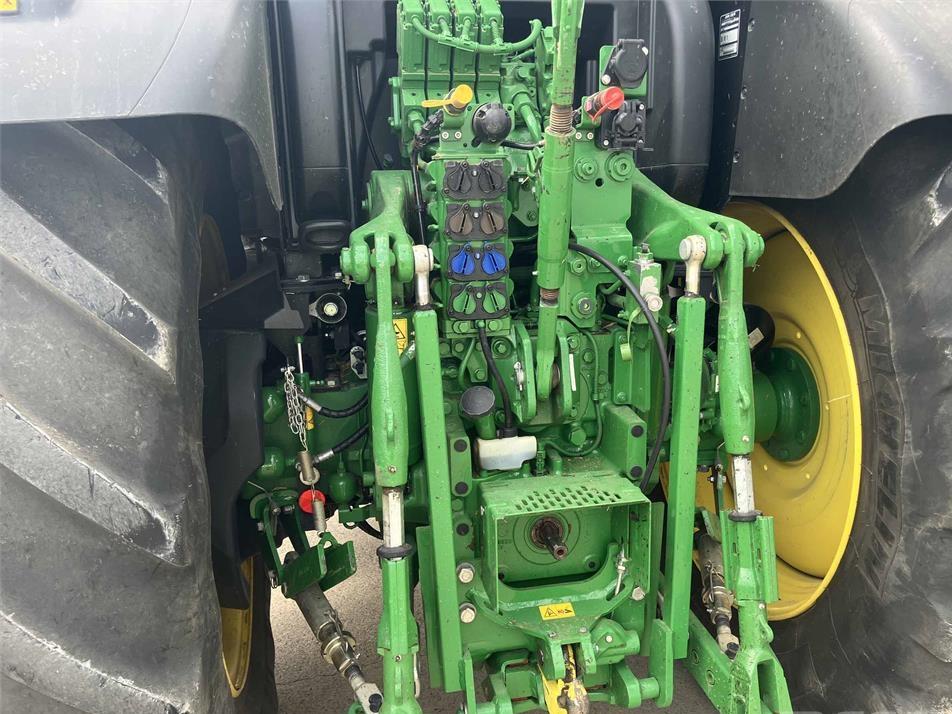 Tractor - John Deere 6R 155