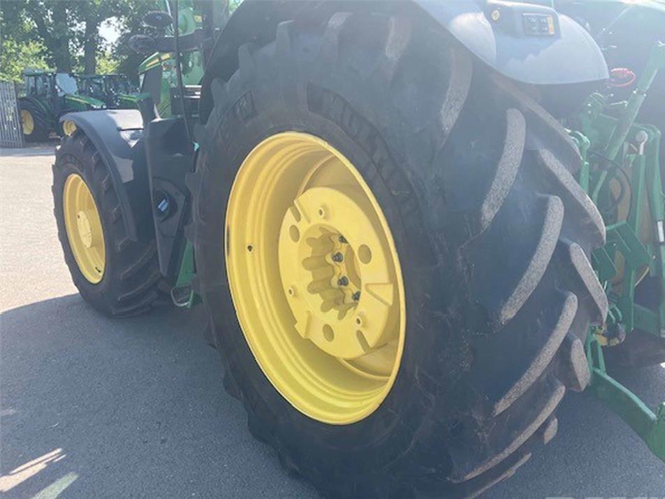 Tractor - John Deere 6R 185