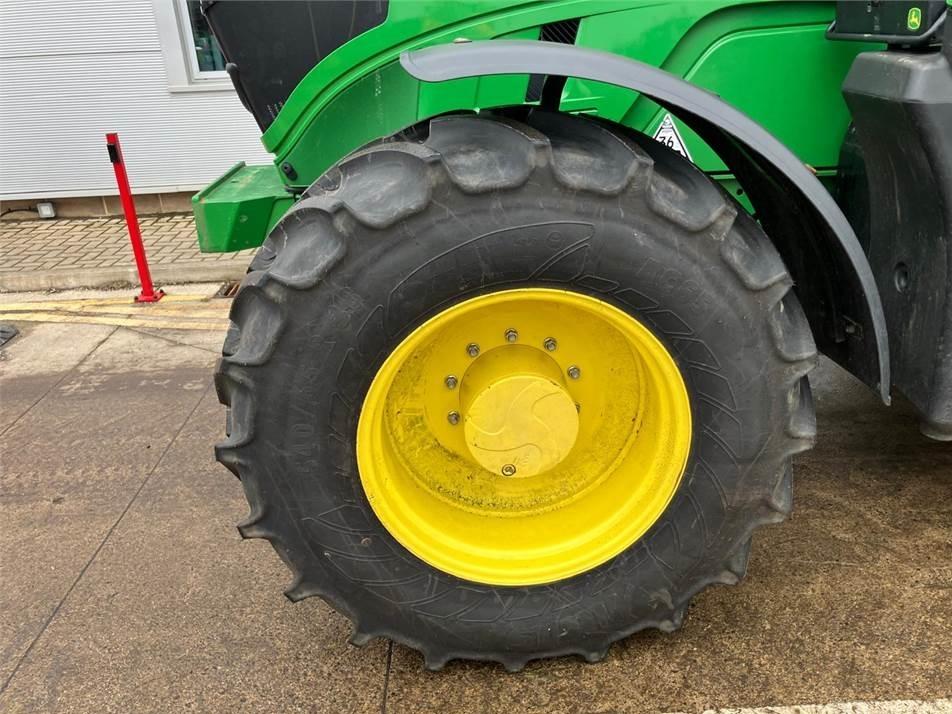 Tractor - John Deere 6R 185