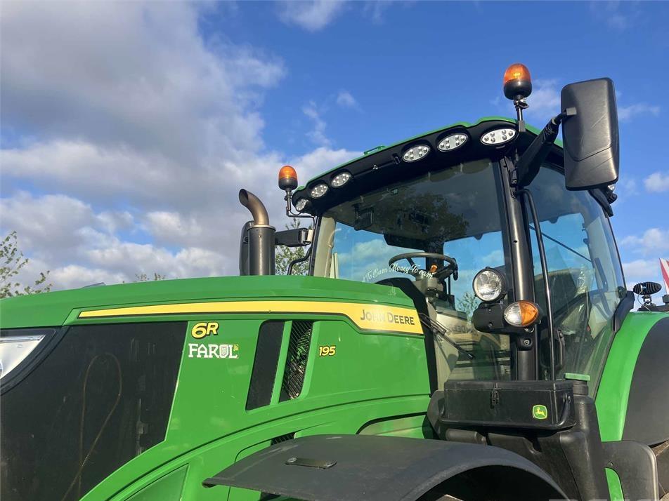Tractor - John Deere 6R 195