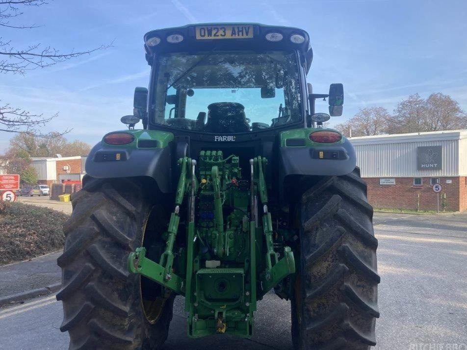 Tractor - John Deere 6R 215