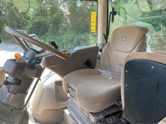 Tractor - John Deere 6R 215