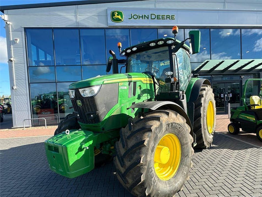 Tractor - John Deere 6R 215