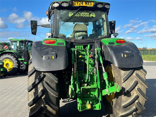 Tractor - John Deere 6R 215