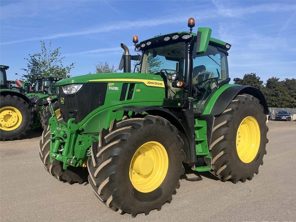 Tractor - John Deere 6R 215