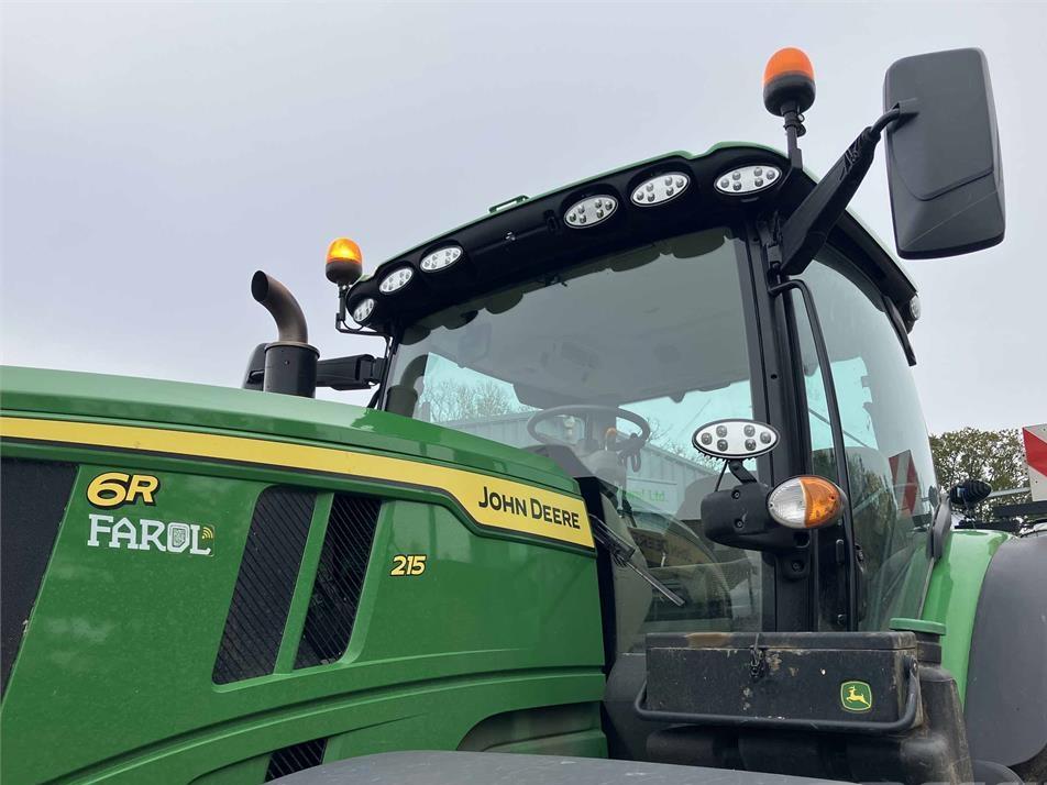 Tractor - John Deere 6R 215