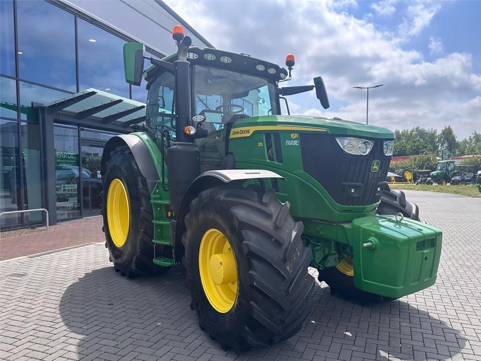 Tractor - John Deere 6R 215