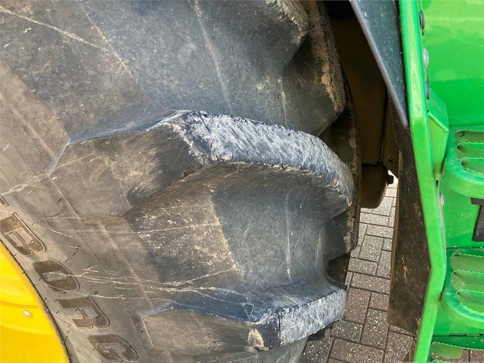 Tractor - John Deere 6R 215