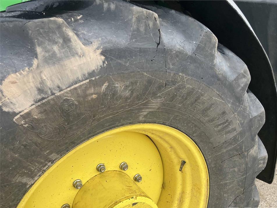 Tractor - John Deere 6R 250