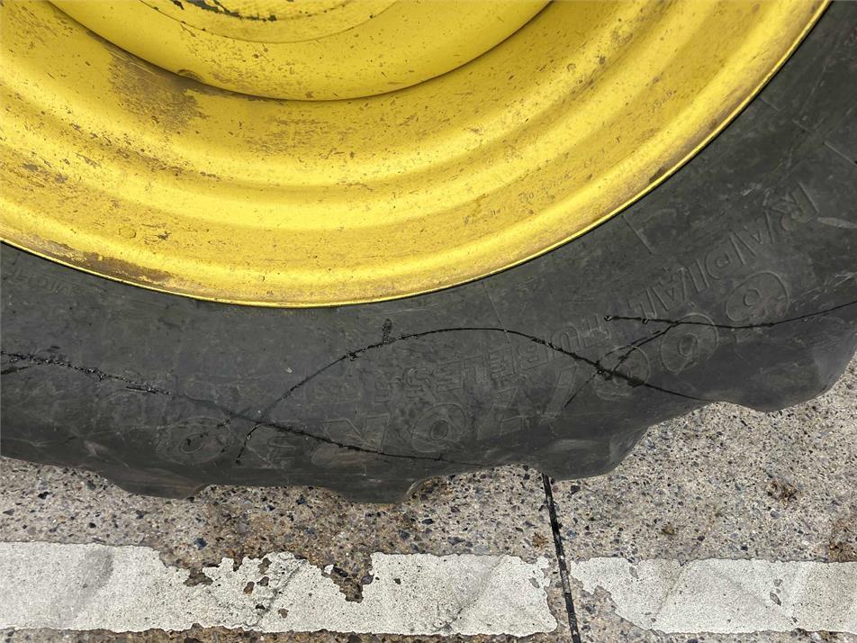 Tractor - John Deere 6R 250