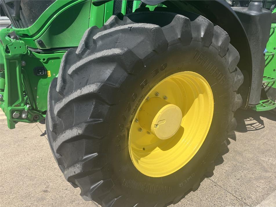 Tractor - John Deere 6R 250
