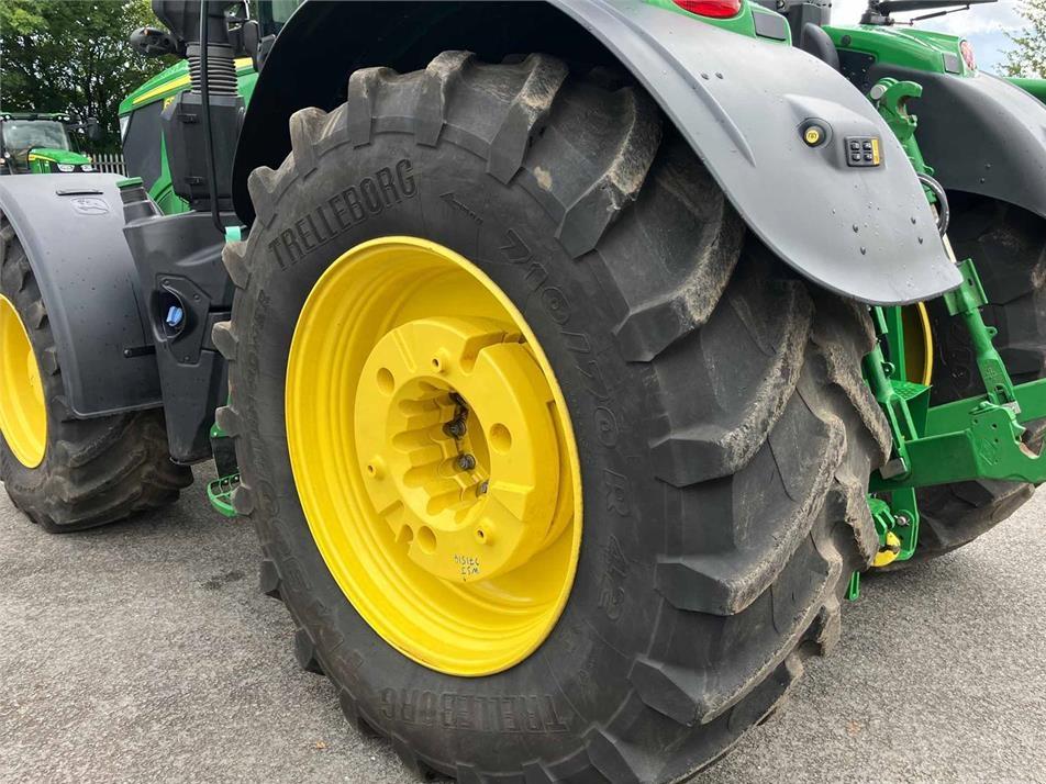 Tractor - John Deere 6R 250