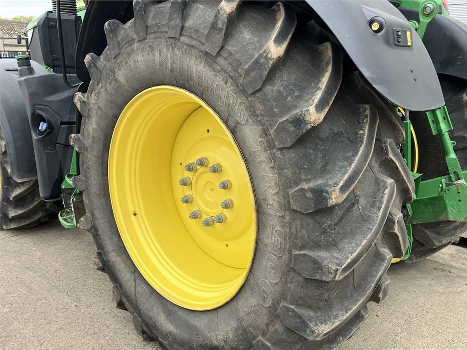 Tractor - John Deere 6R 250