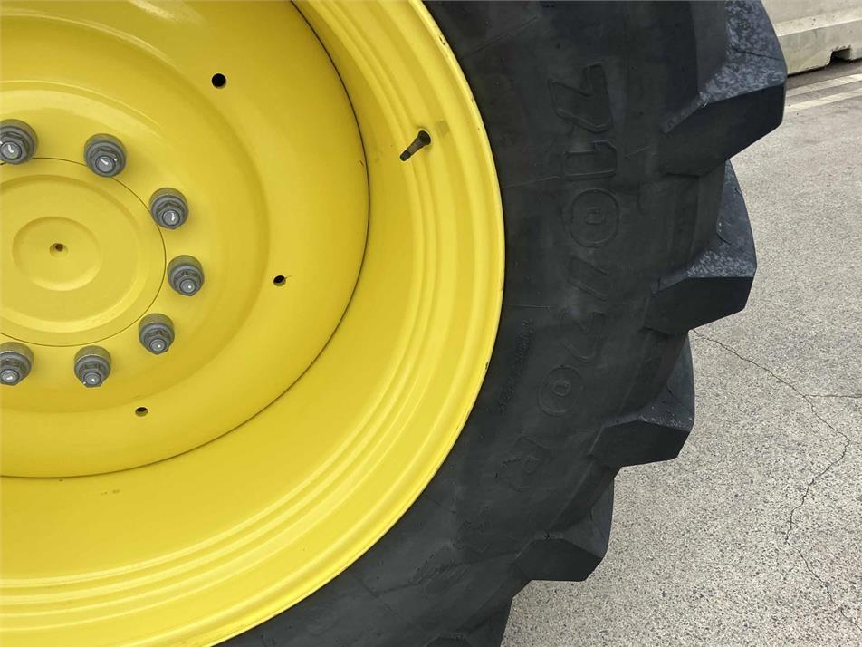 Tractor - John Deere 6R 250