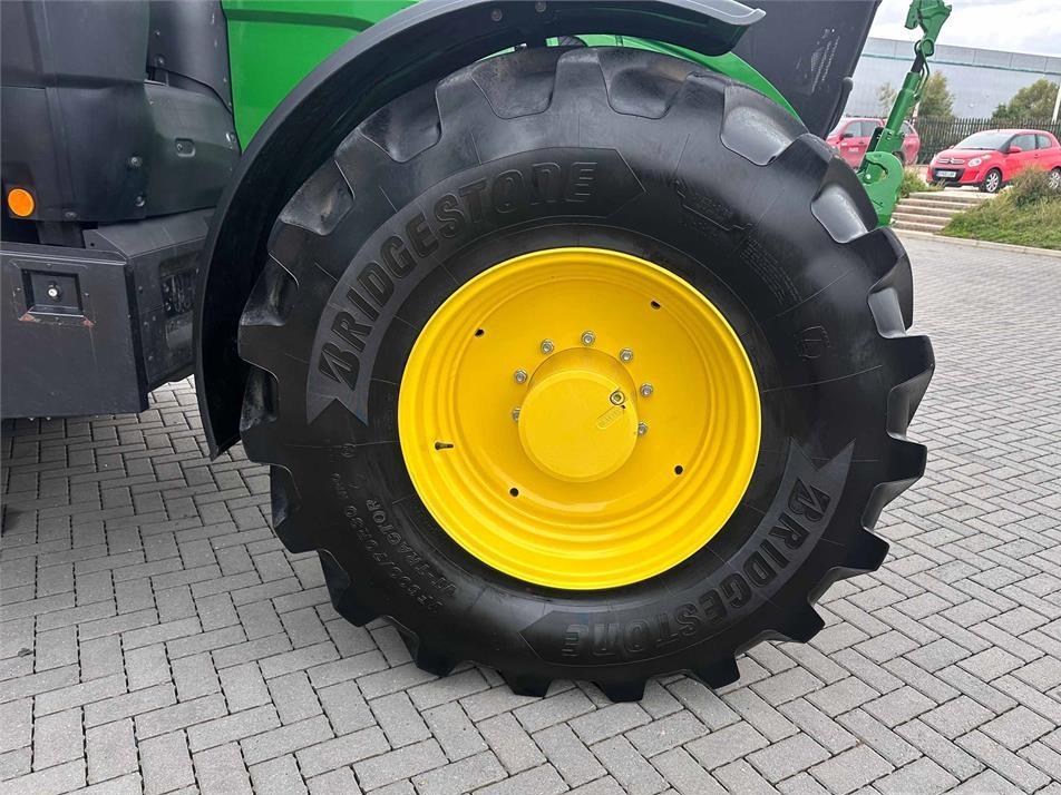 Tractor - John Deere 6R 250