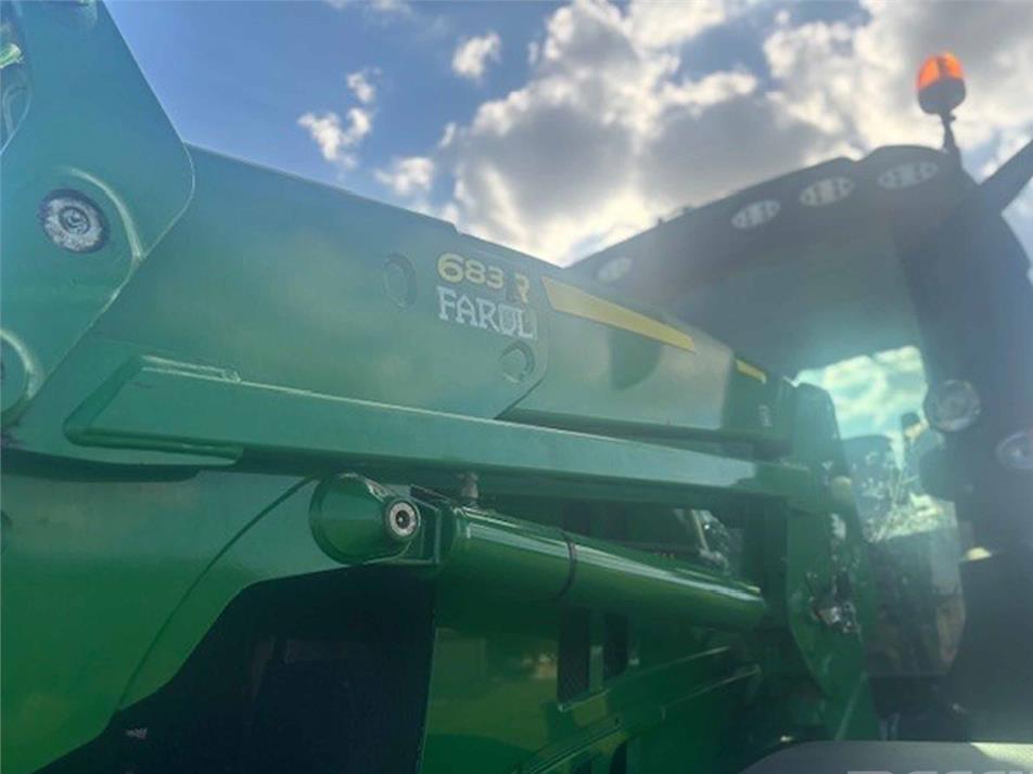 Tractor - John Deere 6R 250