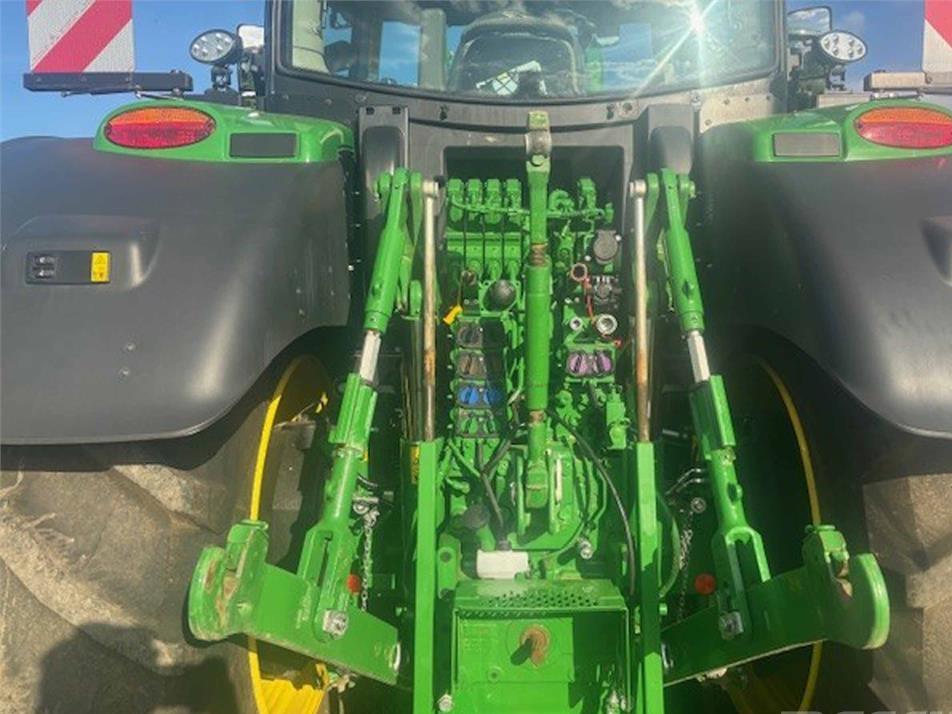 Tractor - John Deere 6R 250
