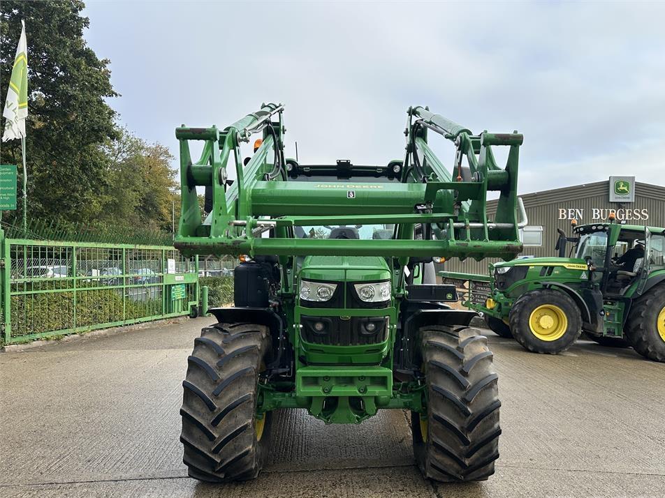 Tractor - John Deere 6R150