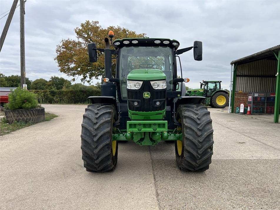 Tractor - John Deere 6R185
