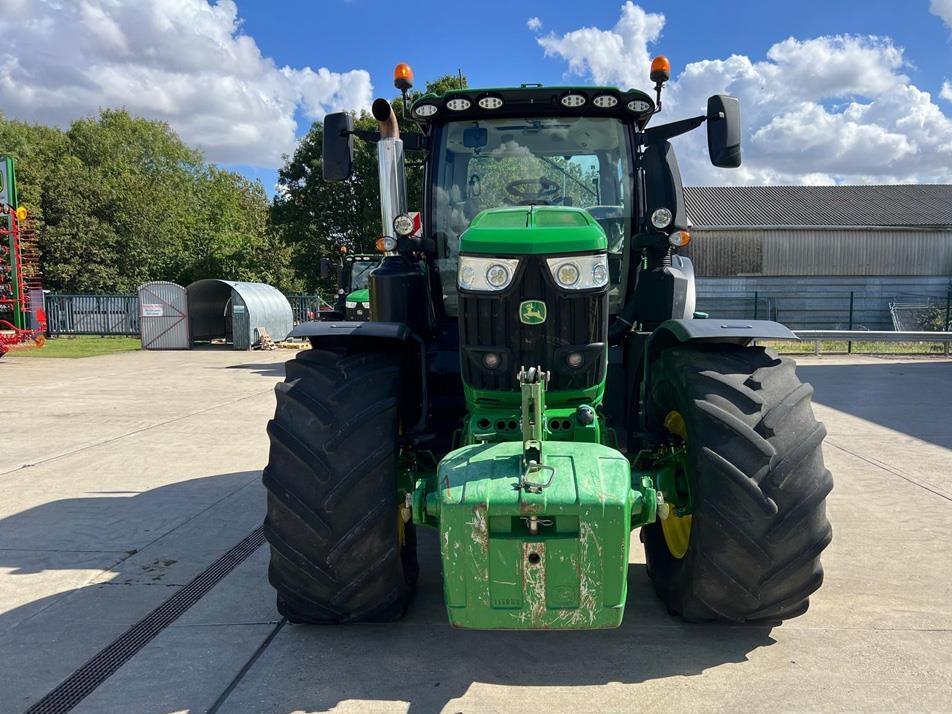 Tractor - John Deere 6R250