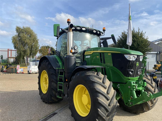 Tractor - John Deere 6R250