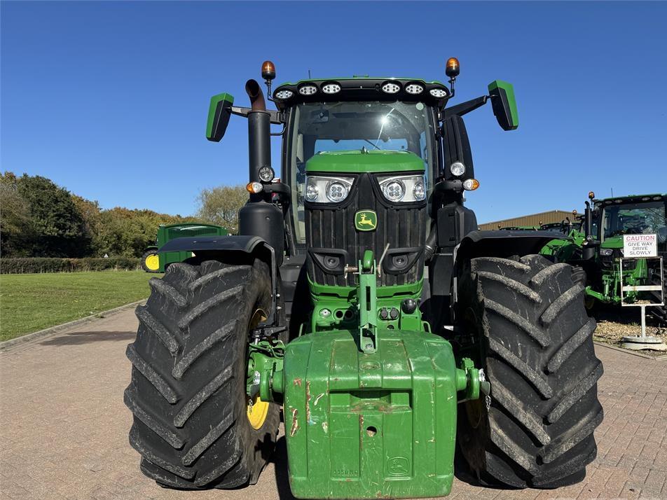 Tractor - John Deere 6R250