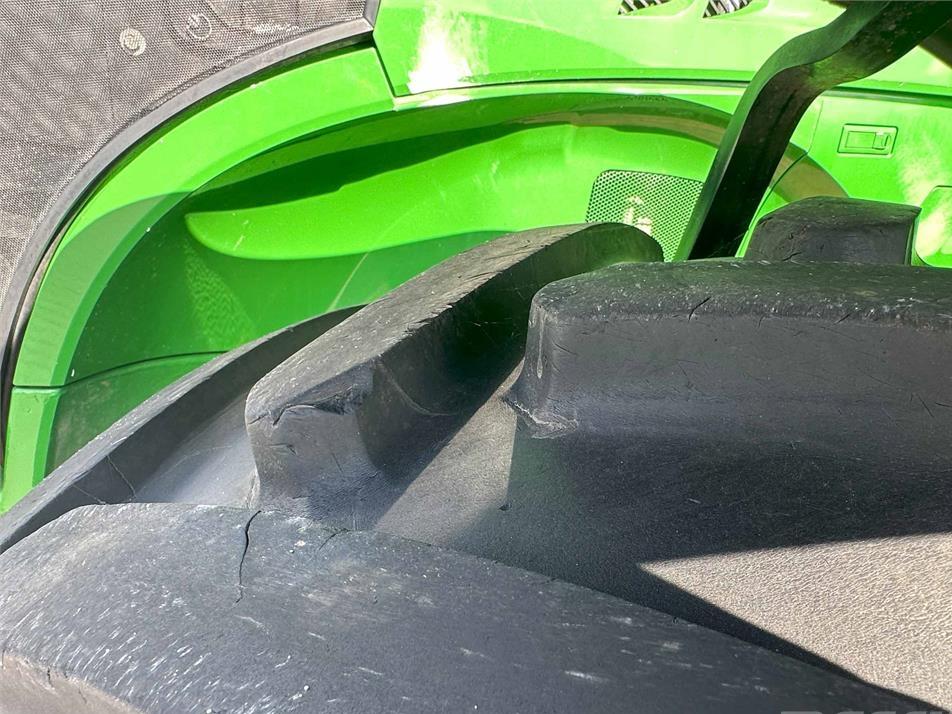 Tractor - John Deere 7310R