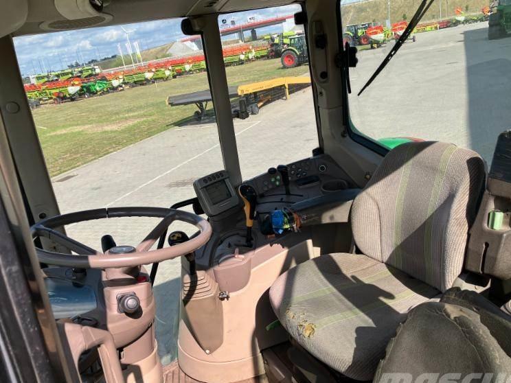 Tractor - John Deere 7430