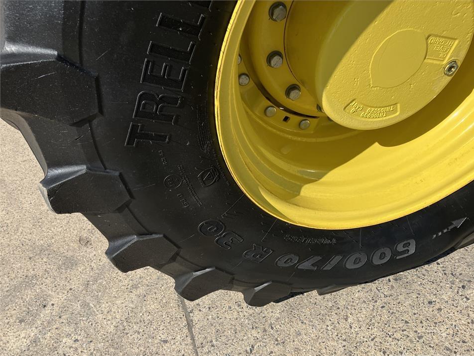 Tractor - John Deere 7R 310