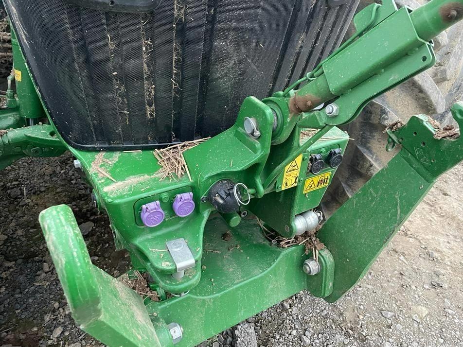 Tractor - John Deere 7R 330