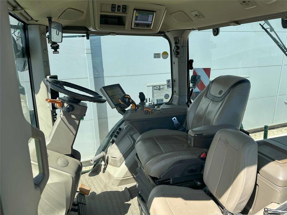 Tractor - John Deere 7R 350