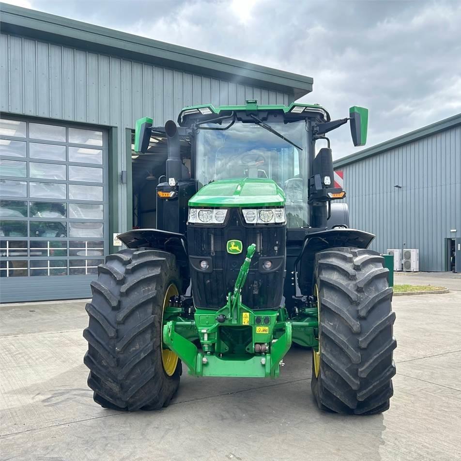 Tractor - John Deere 7R330