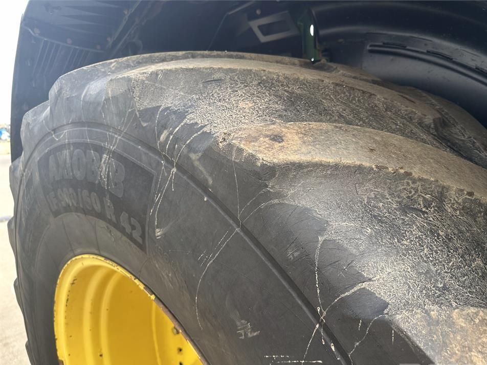 Tractor - John Deere 8R 370