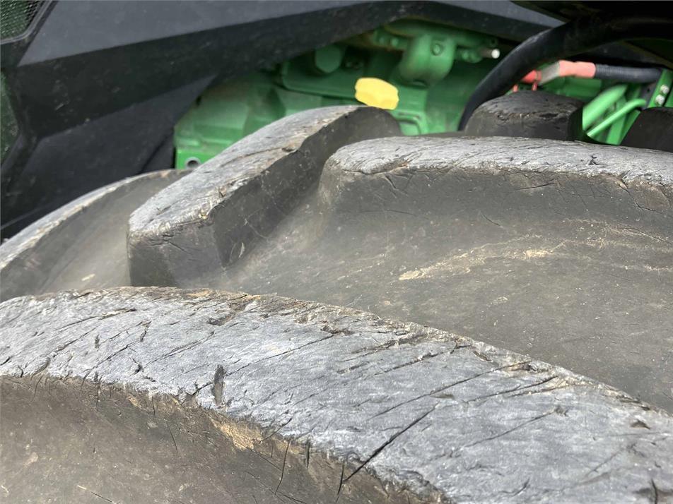 Tractor - John Deere 8R 370