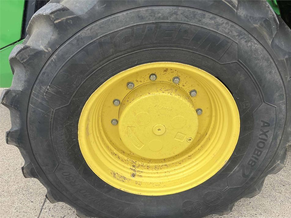 Tractor - John Deere 8R 370