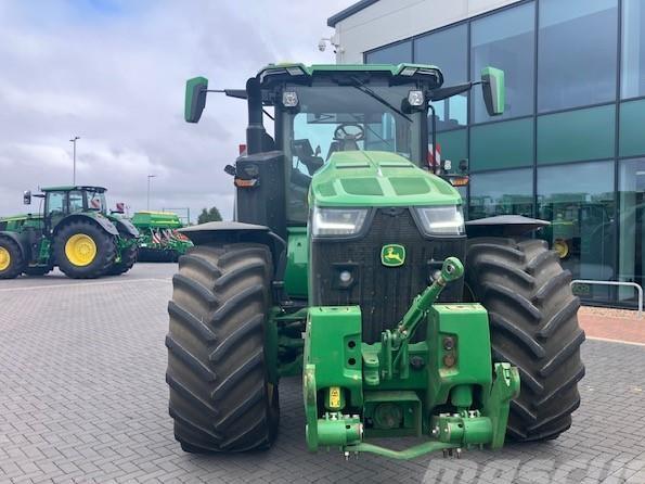 Tractor - John Deere 8R 370