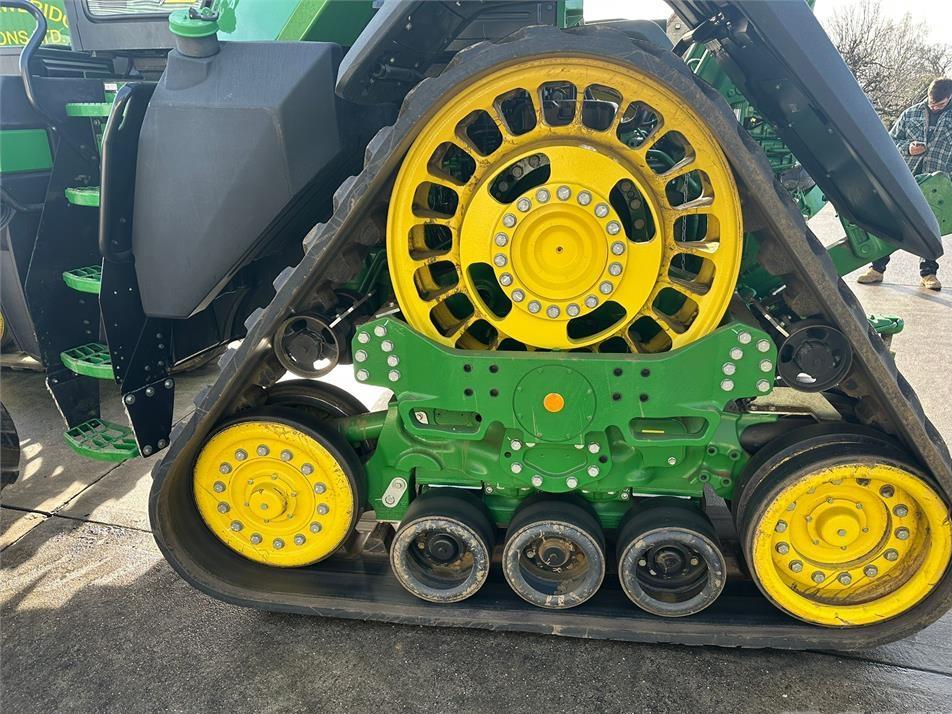 Tractor - John Deere 8RX 410