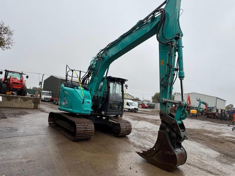 Excavator pe senile - Kobelco SK 140 SR LC-7