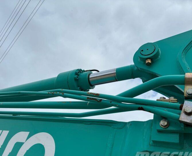 Excavator pe senile - Kobelco SK140SRLC-5