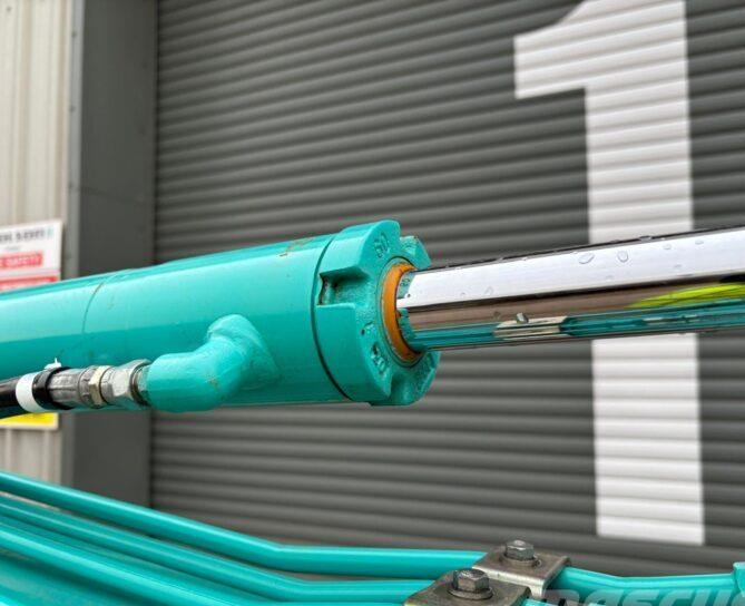 Miniexcavator - Kobelco SK17SR-3E