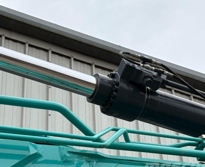 Excavator pe senile - Kobelco SK300LC-10E