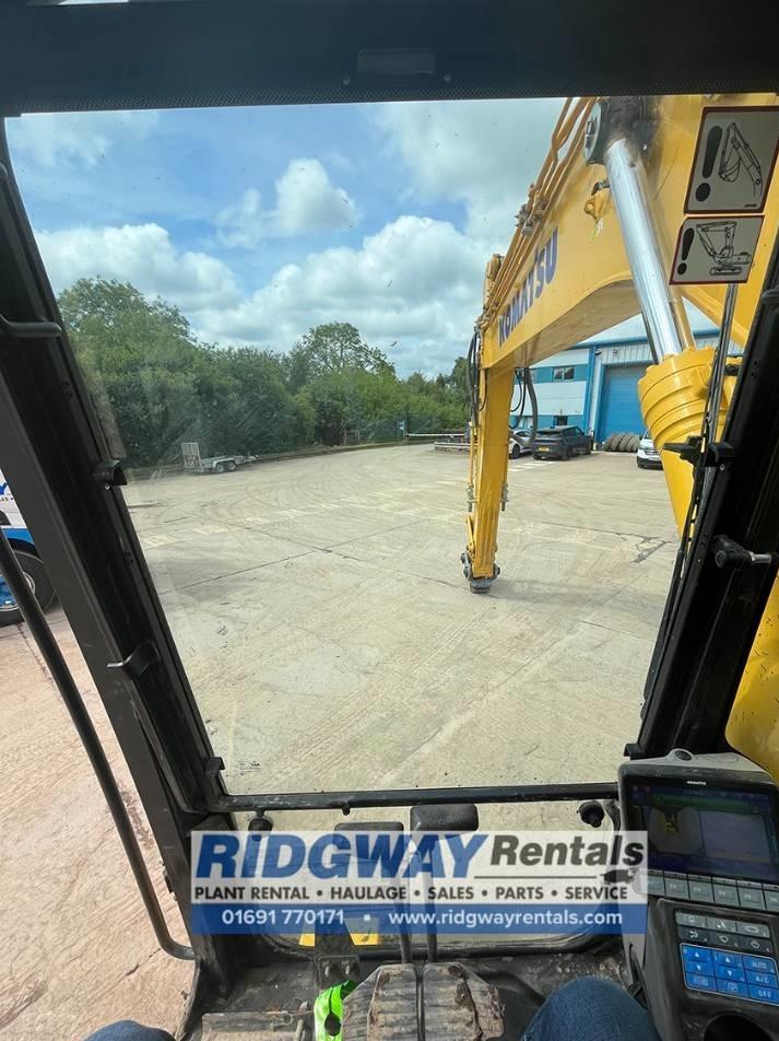 Excavator pe senile - Komatsu PC 228 USLC-11