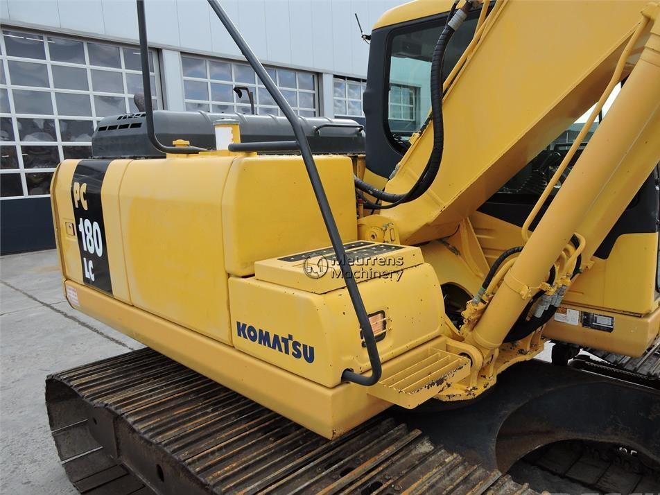 Excavator pe senile - Komatsu PC180LX-7