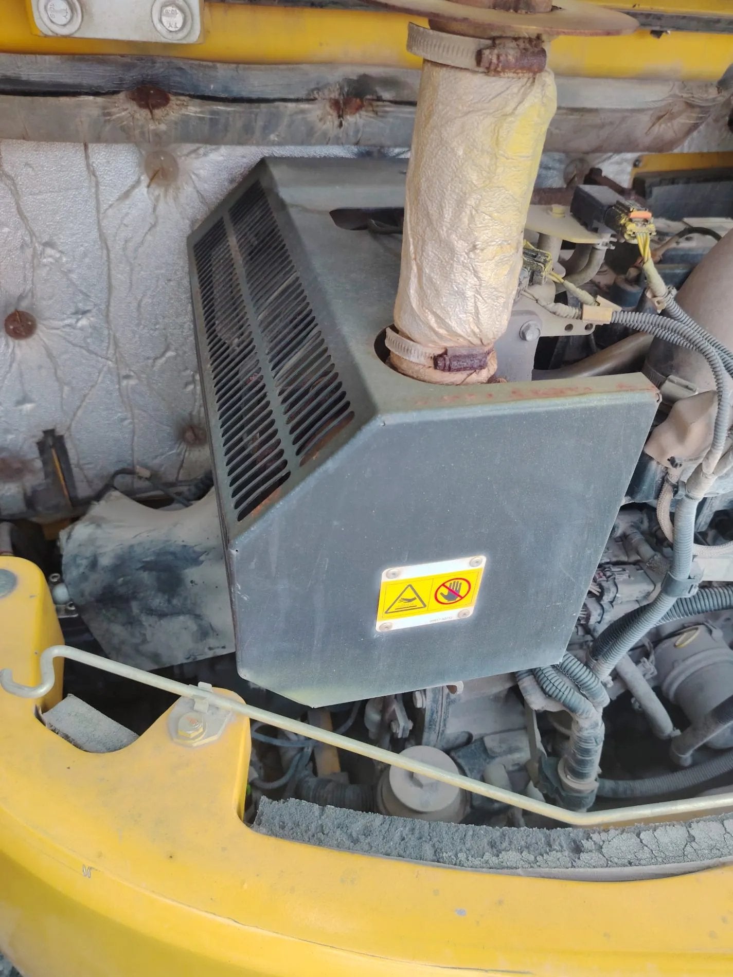 Midiexcavatorul - Komatsu PC80